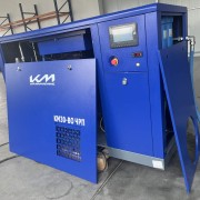 Винтовой маслозаполненный компрессор со встроенным осушителем КМ30-8 ВО
